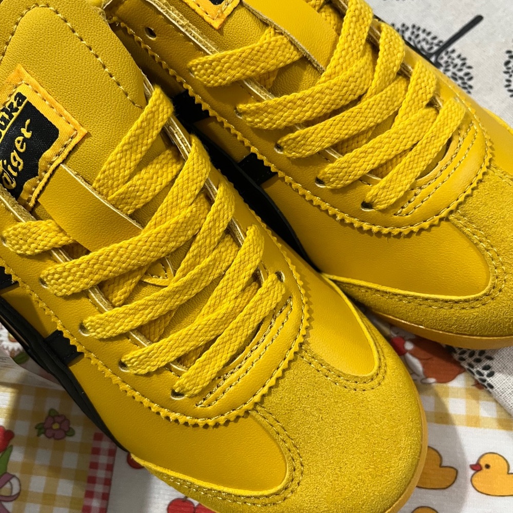 Onitsuka Tiger Yellow and Black Women's Sneakers - Picture 3 of 8